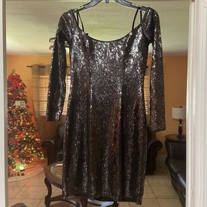 Express Sequin Midi Dress